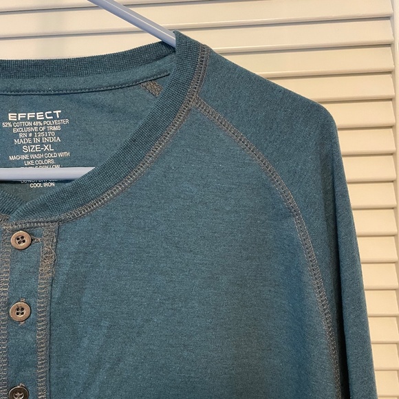 Effect Other - Men’s Crewneck Shirt NWT